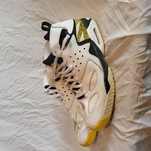 Nike Air Huarachi Tennis Shoes Size 13